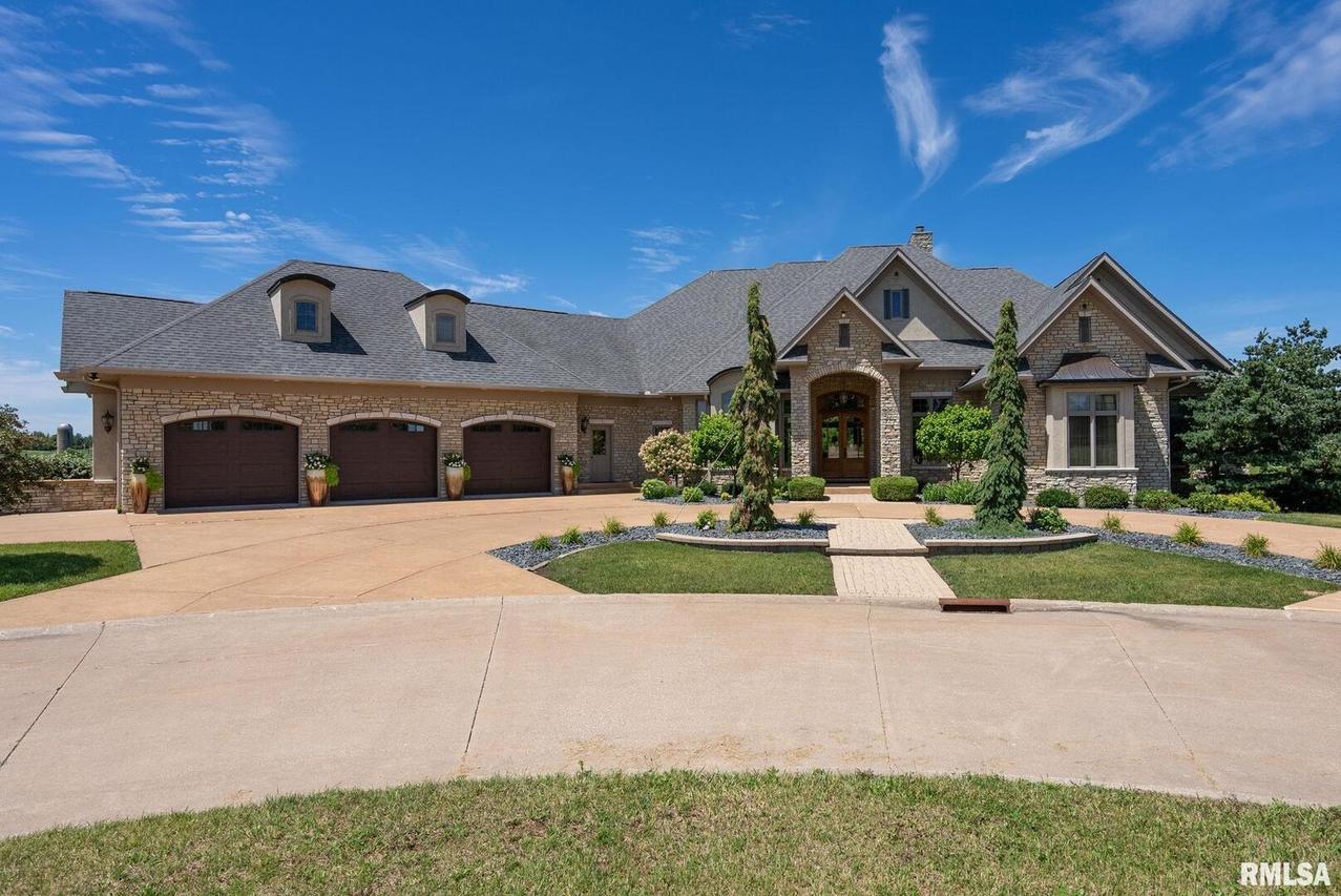 5216 110th Avenue Ct., Milan, IL