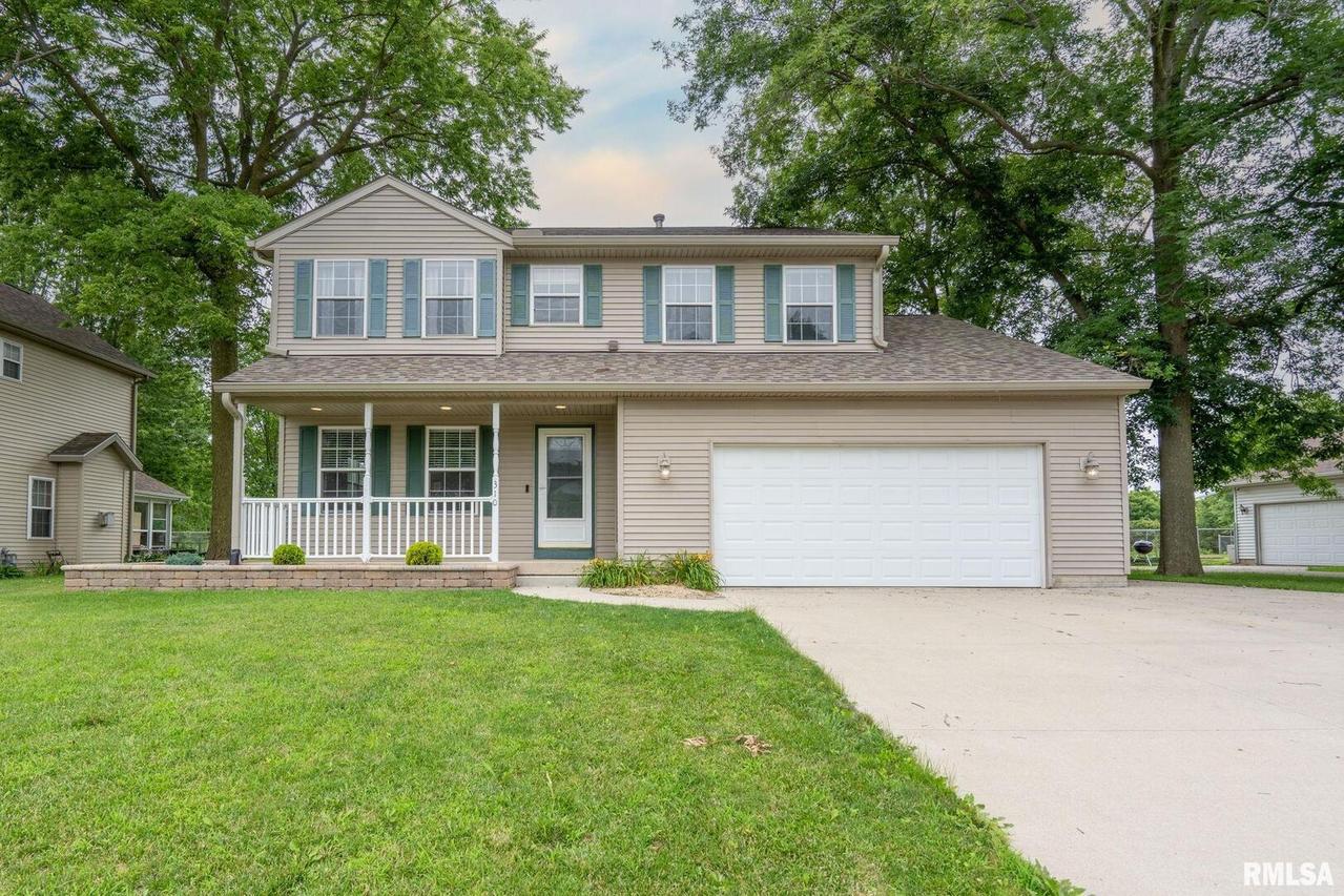 310 8th Ave., Hampton, IL 61256