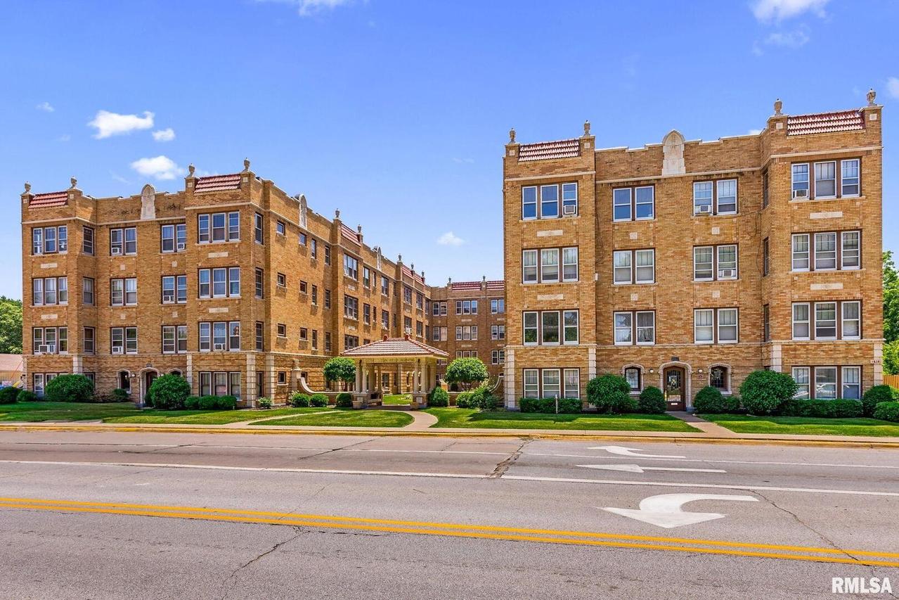 1618 18th Ave. #30, Rock Island, IL 61201