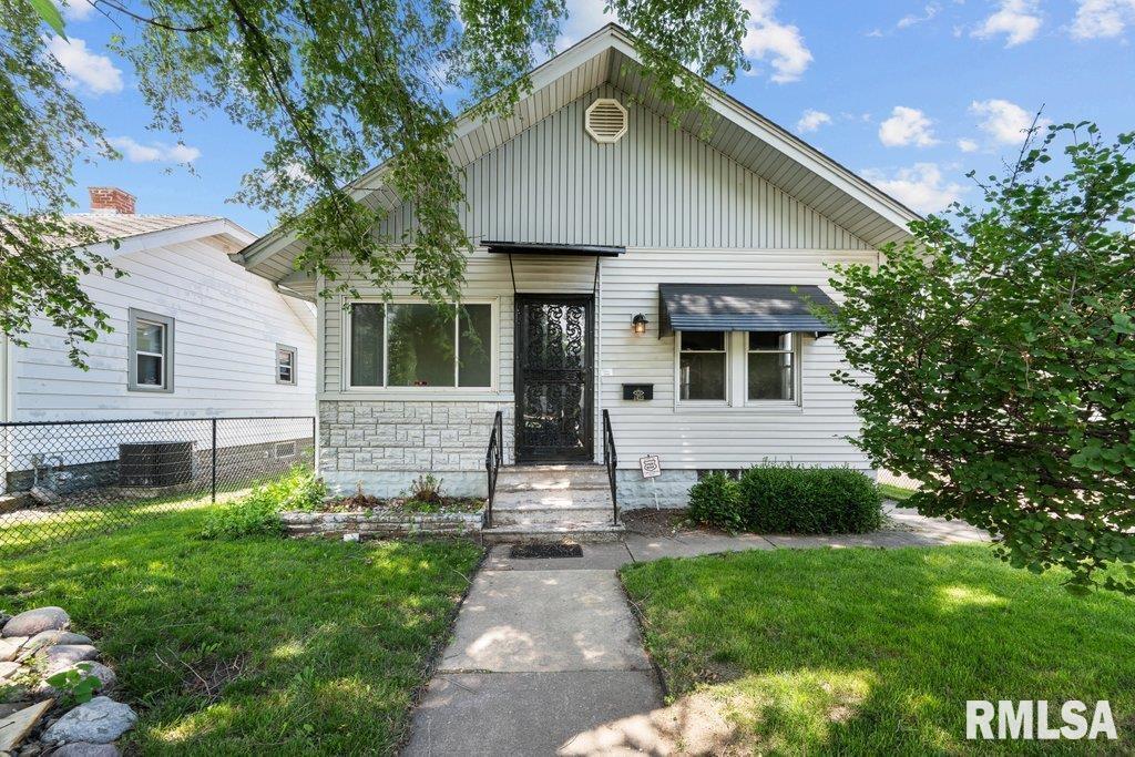 1422 9th St., Rock Island, IL