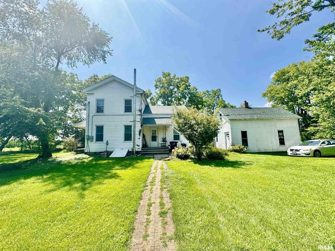 1732 15th Ave., Aledo, IL 61231