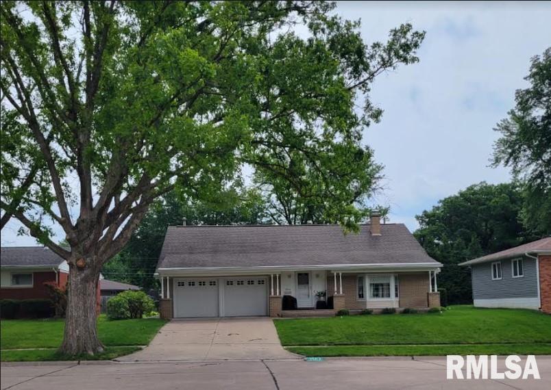 3502 43rd St., Moline, IL 61265