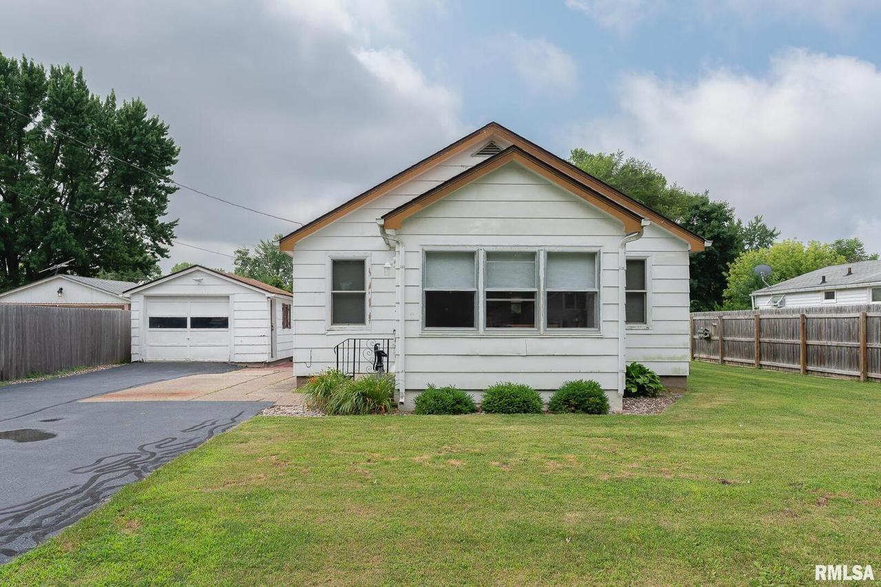 3928 4th Ave., East Moline, IL