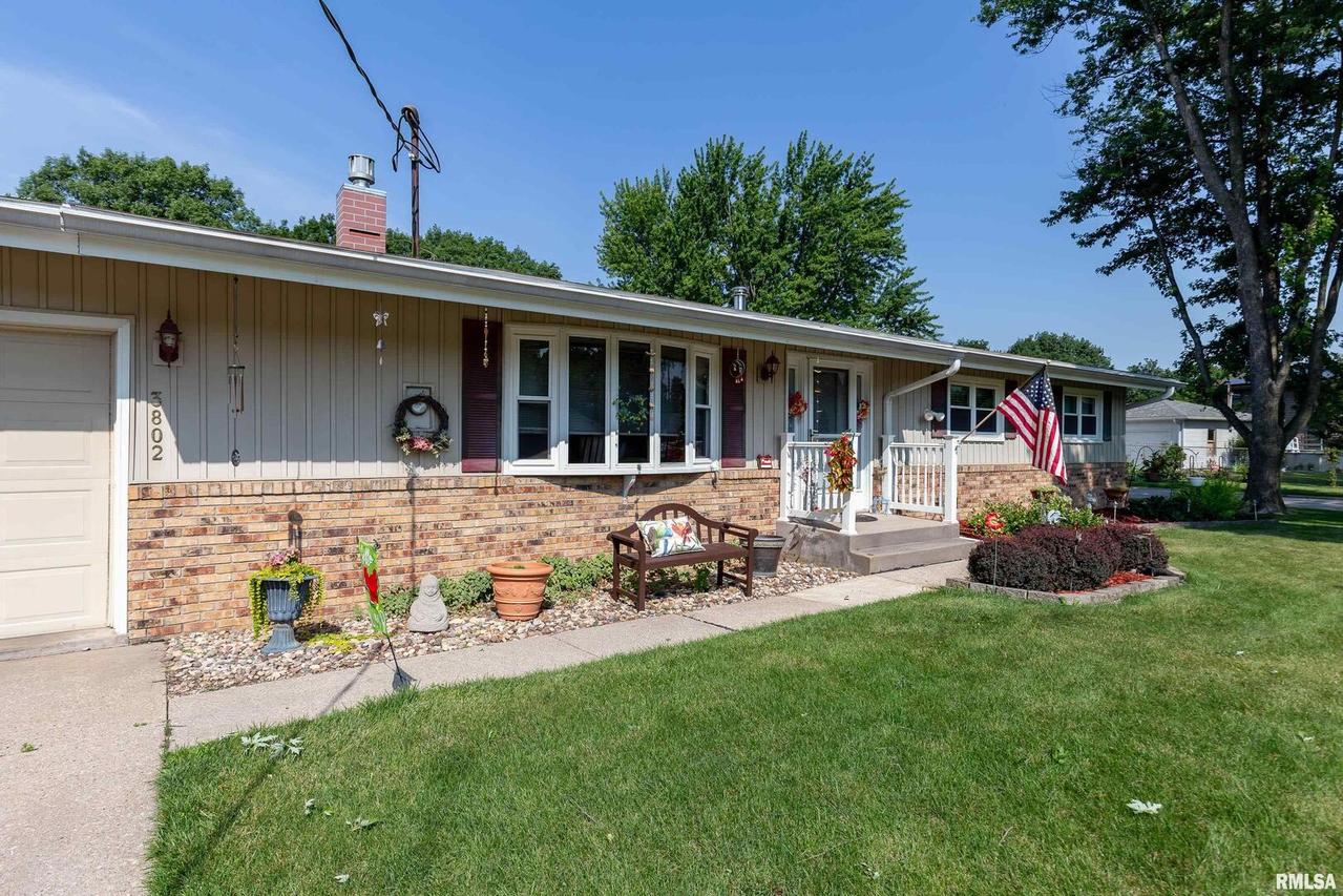 3802 Friendship Farm Rd., East Moline, IL 61244