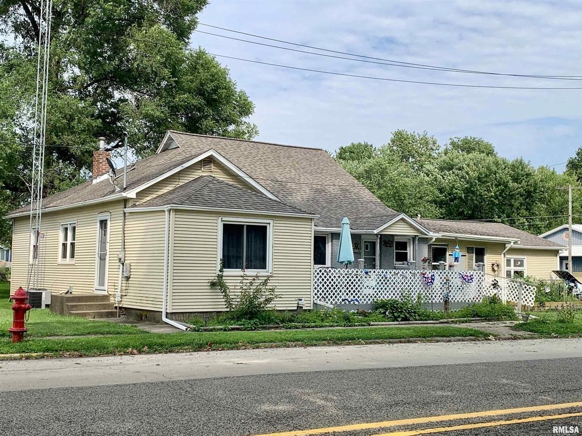 209 N Park Ave., Albany, IL 61230