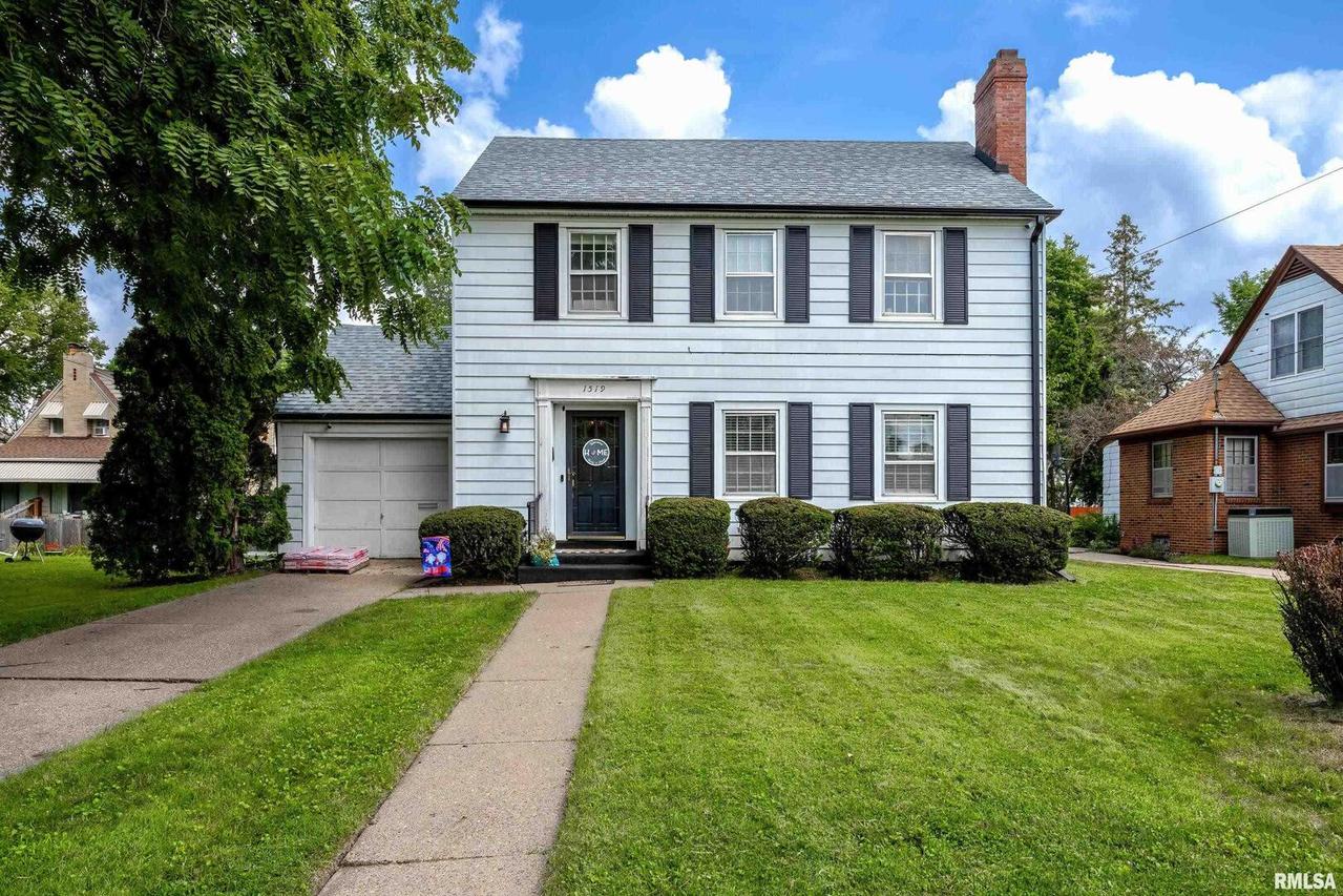 1519 22nd Ave., Rock Island, IL 61201
