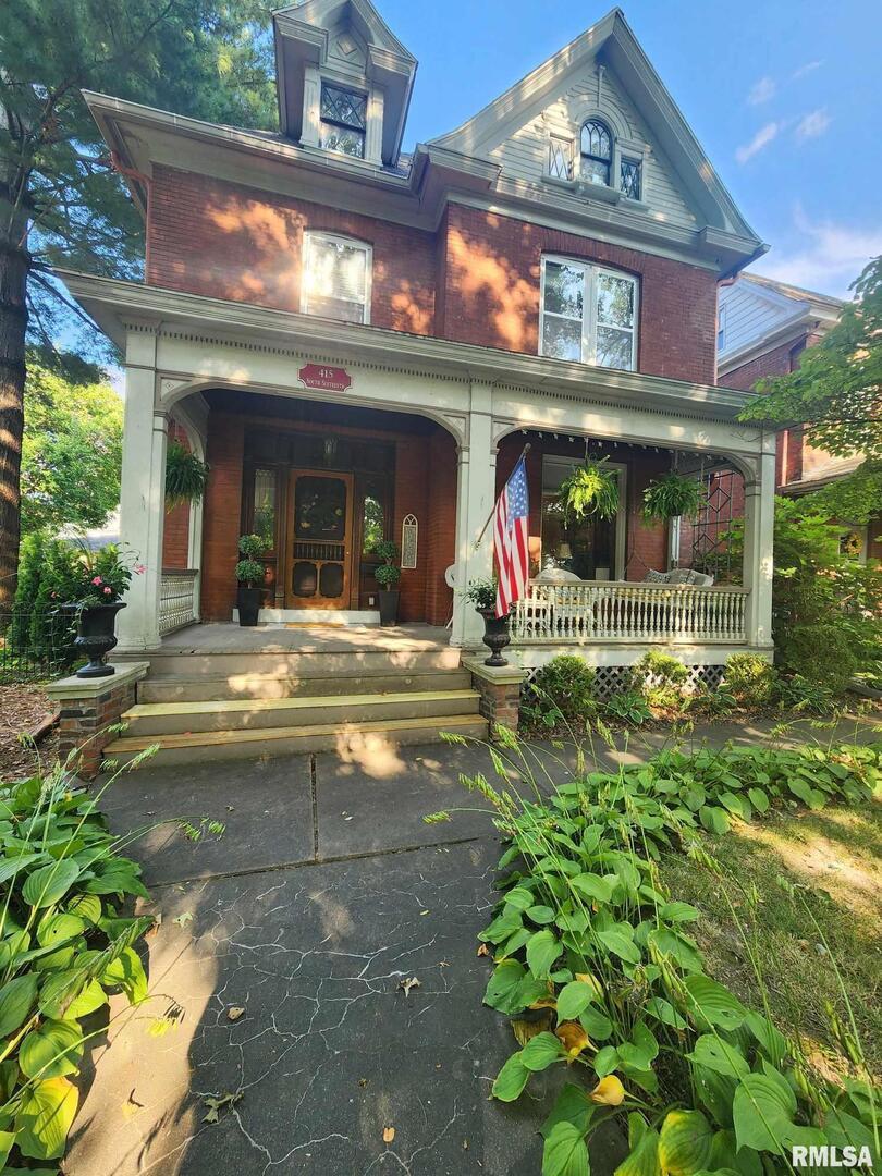 415 S 16th St., Quincy, IL 62301