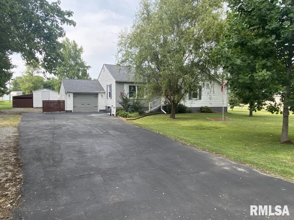 1210 E Boulevard St., Marion, IL 62959