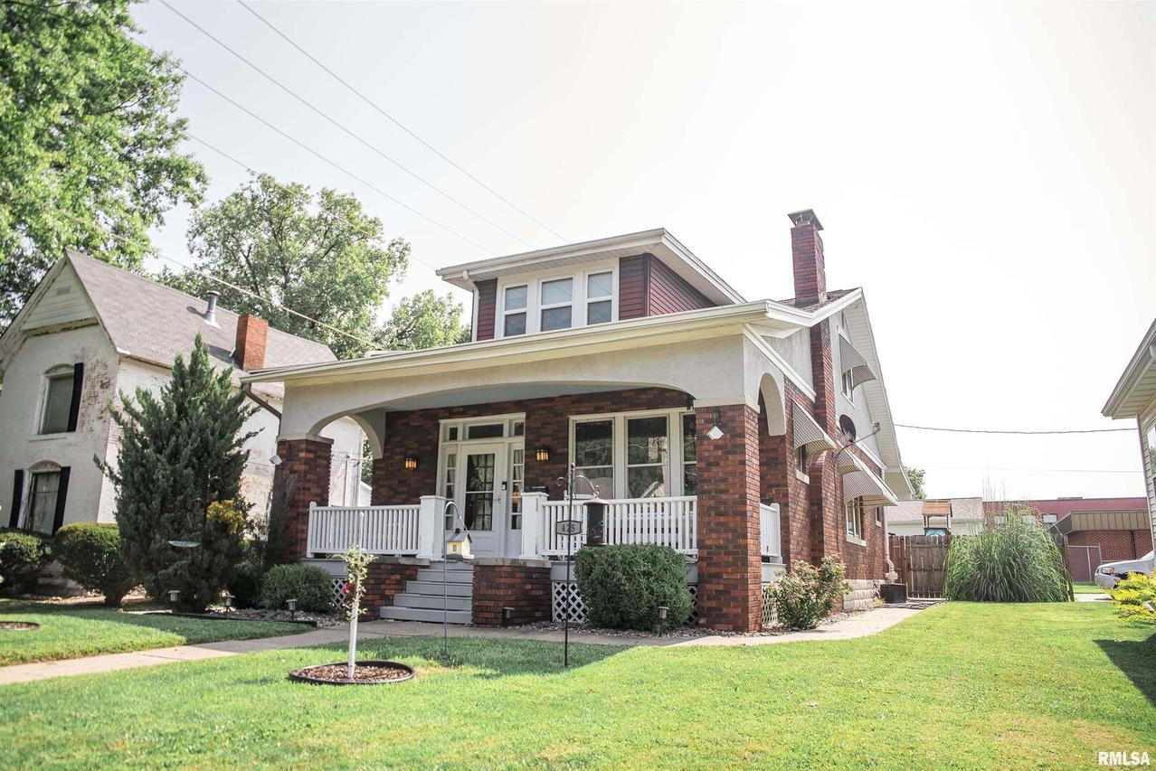 425 S 18th St., Quincy, IL 62301