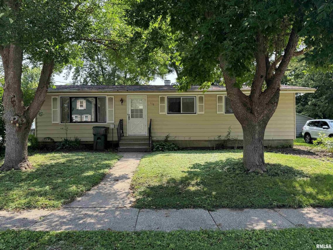 116 N Spring St., Geneseo, IL 61254