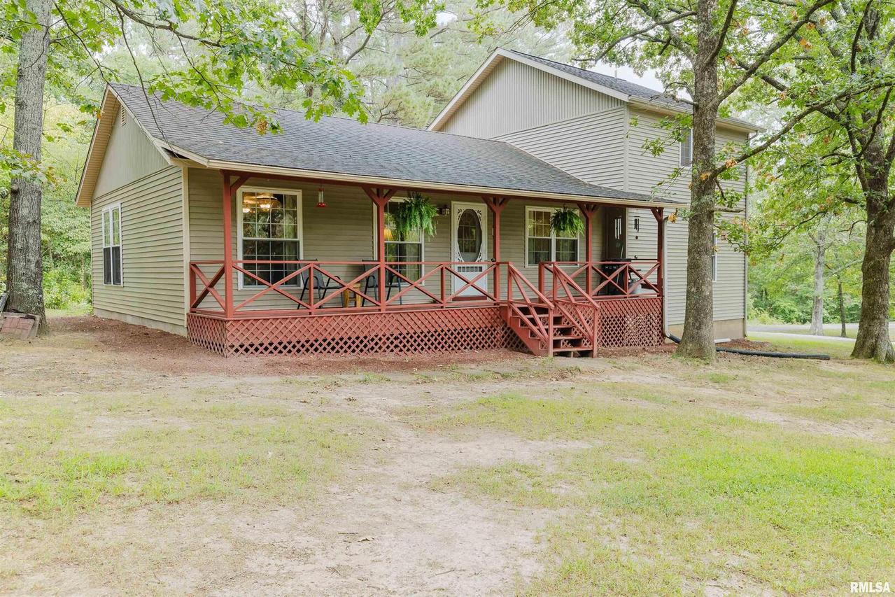 22456 Corinth Rd., Thompsonville, IL 62890