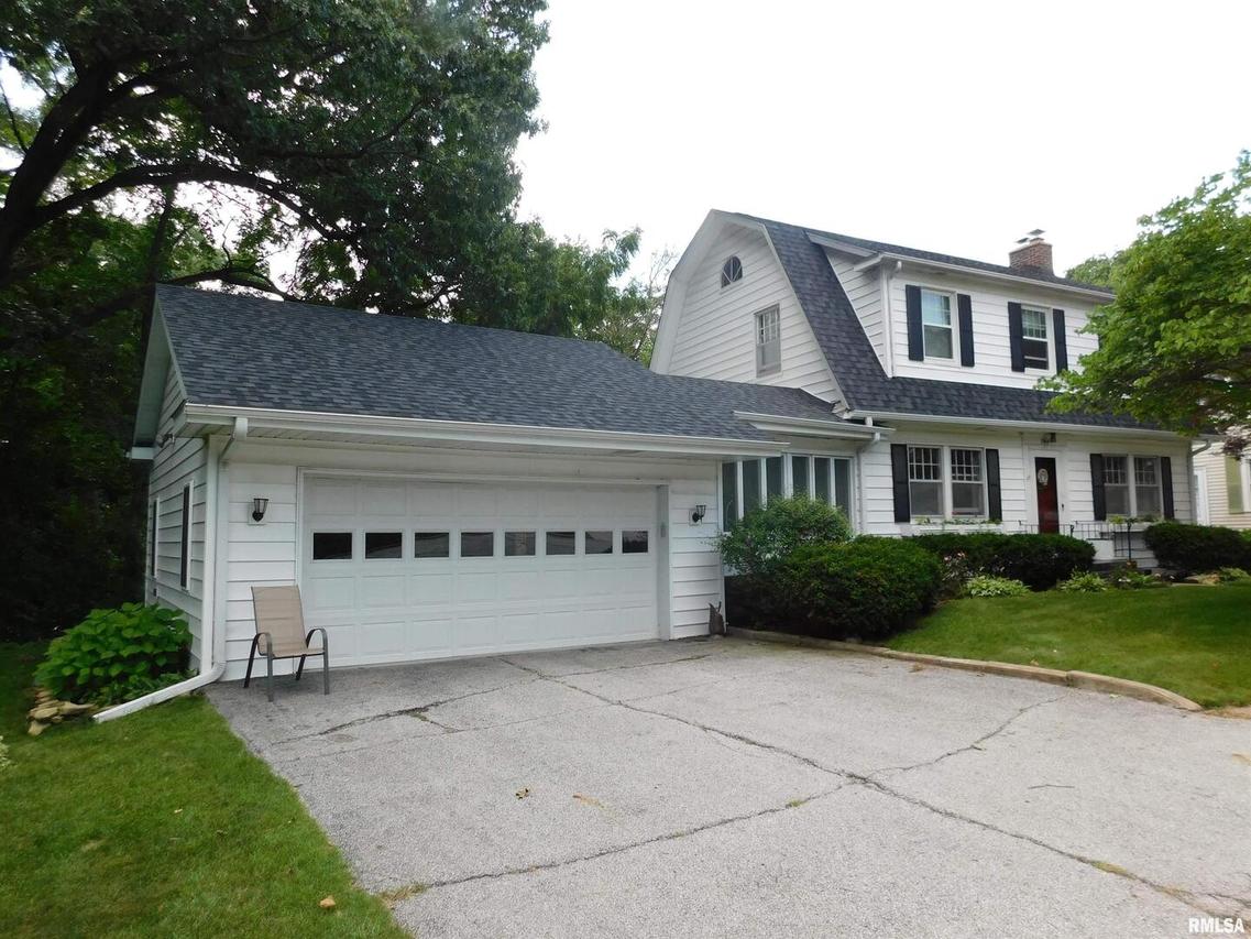 744 23rd Avenue Ct., Moline, IL 61265