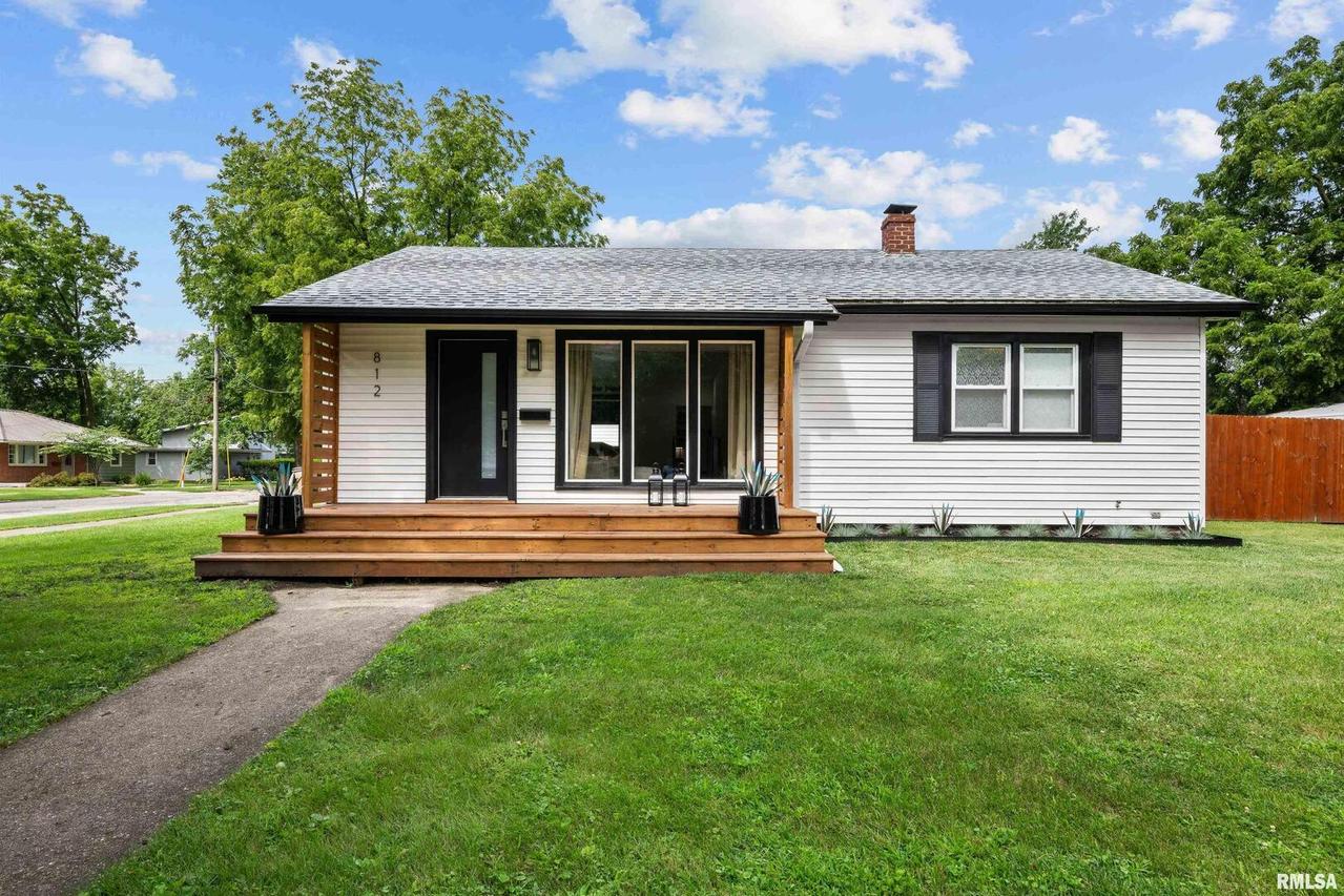 812 NW 5th Ave., Galva, IL 61434