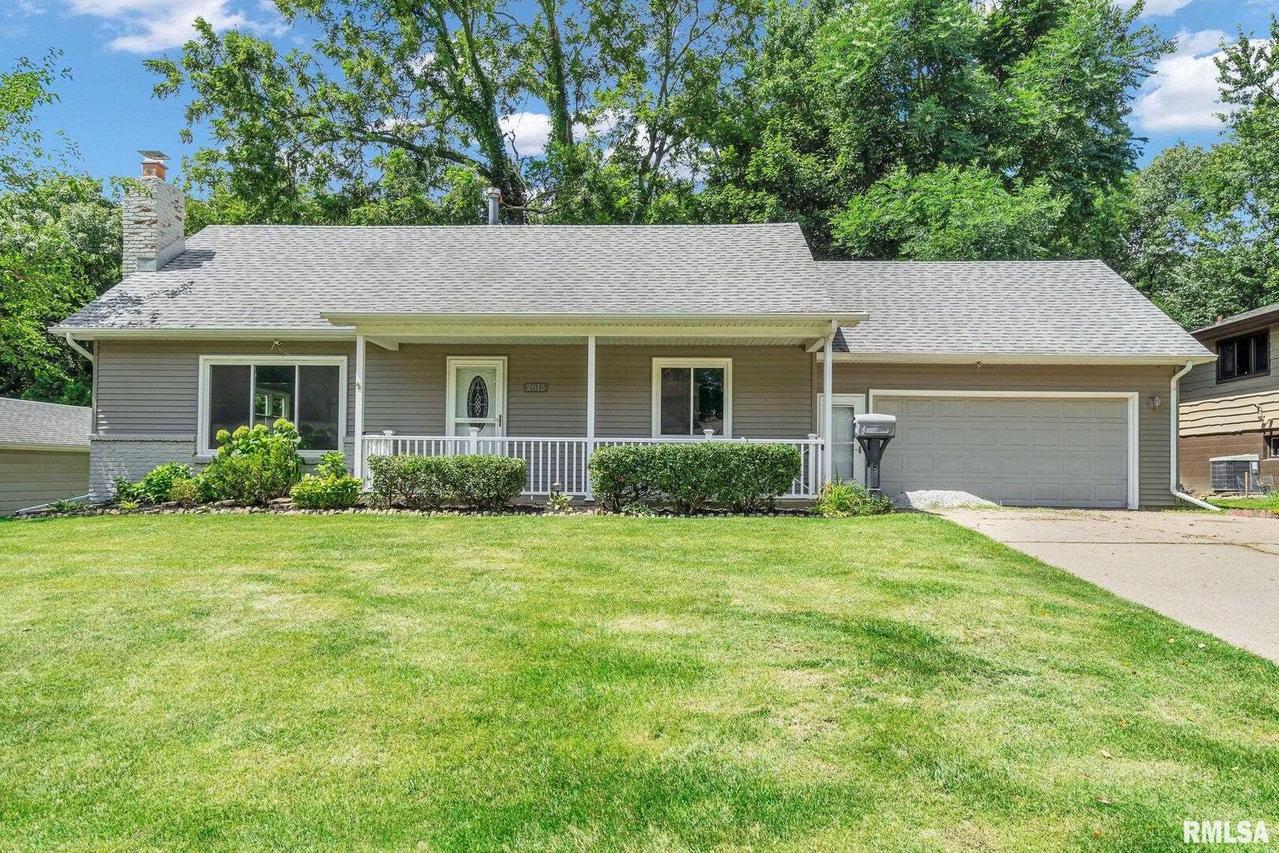 2815 36th St., Moline, IL 61265