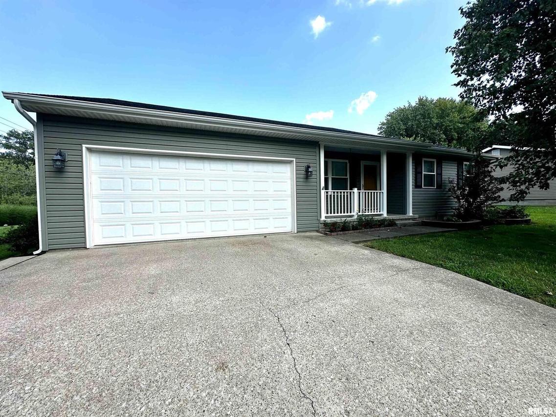 2 Acorn Dr., Harrisburg, IL 62946