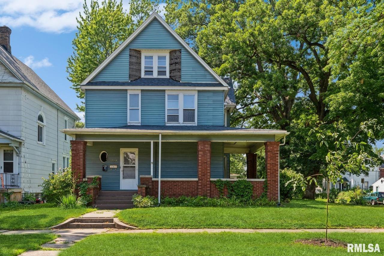 1205 3rd St. #A, Moline, IL 61265