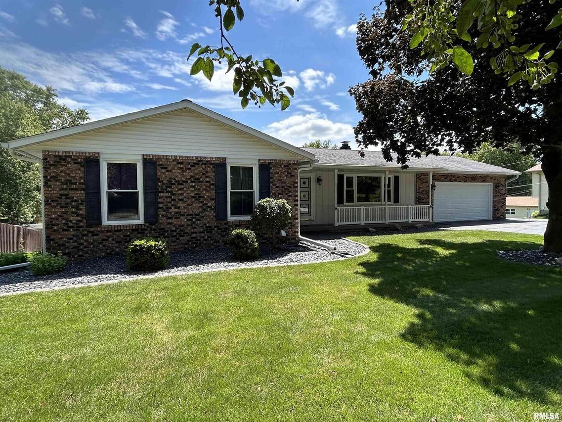 6205 Dayton Corner B St., Colona, IL