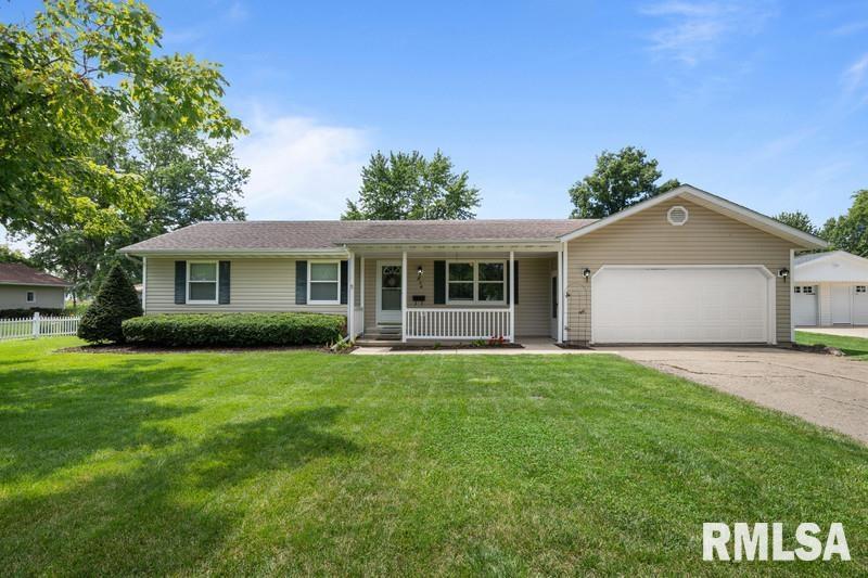 424 SE 7th Ave., Galva, IL 61434