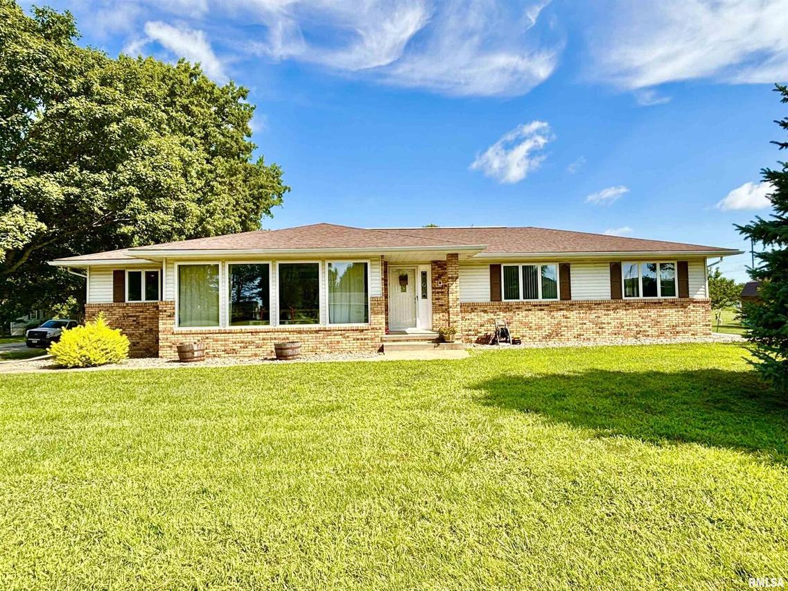 103 Marlane Dr., Alpha, IL 61413