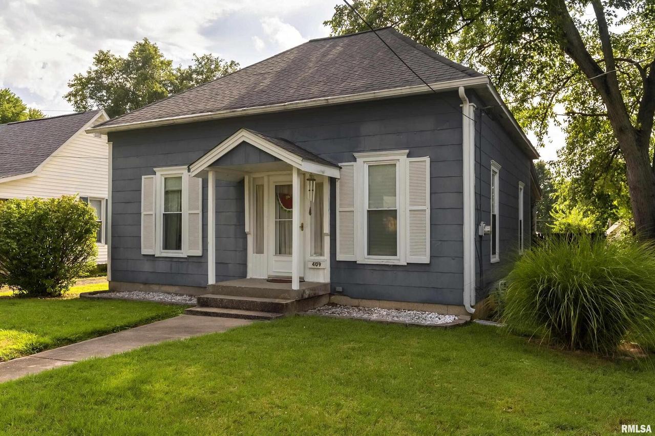 409 Pennsylvania Ave., Carterville, IL 62918