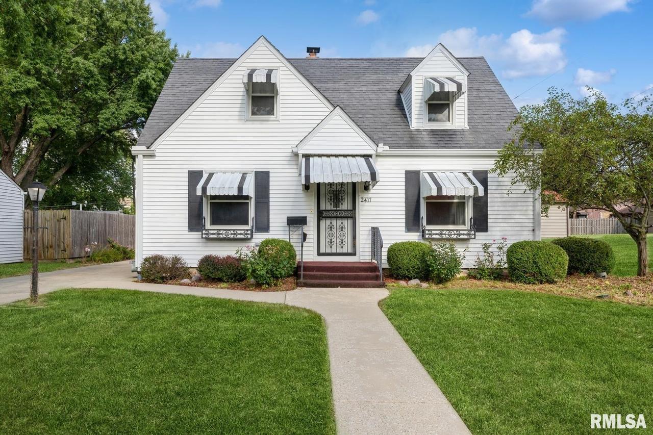 2417 40th St., Rock Island, IL 61201