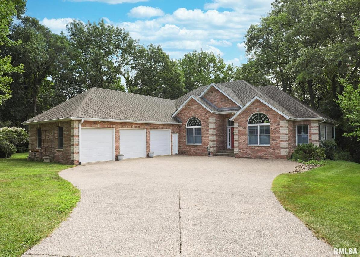 2500 Archer Dr., East Moline, IL 61244