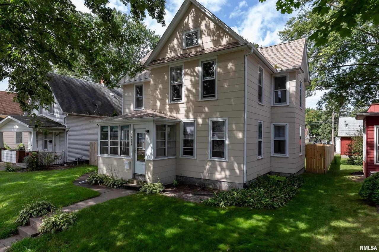 1709 13th St., Moline, IL 61265