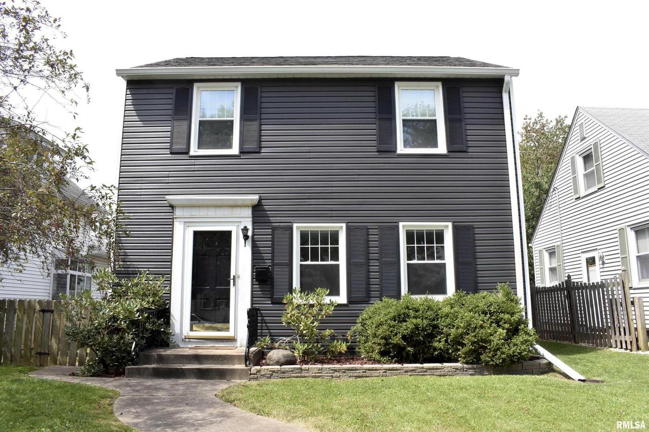 2337 32nd St., Moline, IL 61265