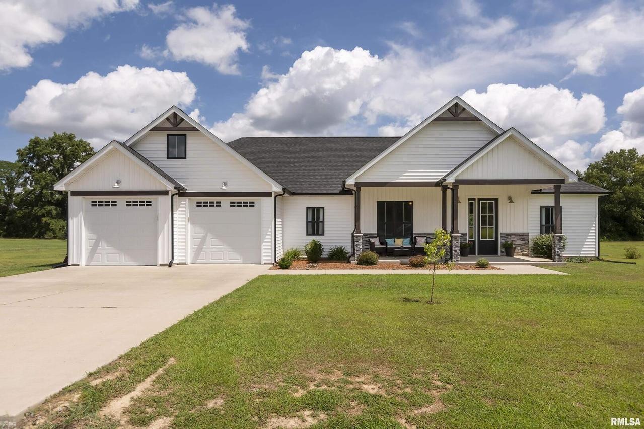 4012 Cypress Grove Pl., Marion, IL 62959