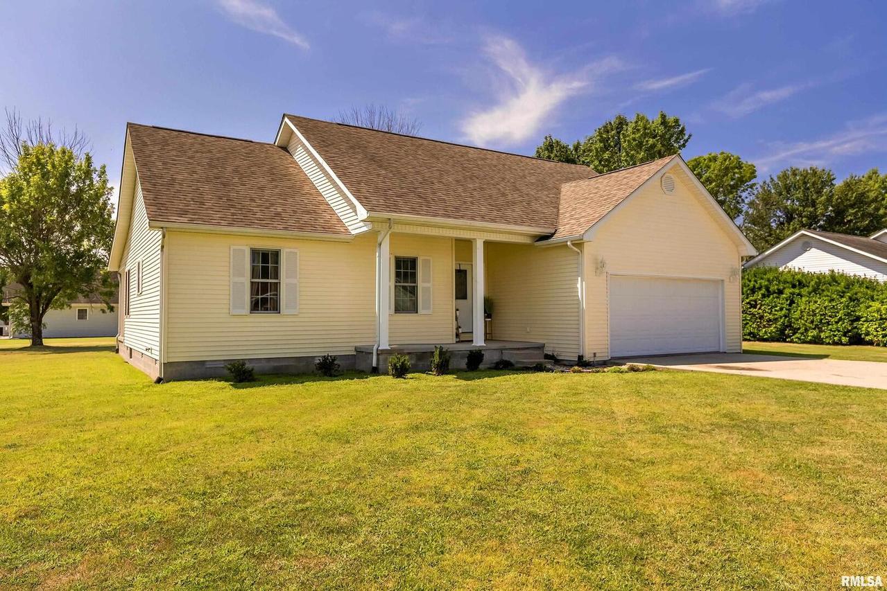 306 Evergreen Tr., Herrin, IL 62948