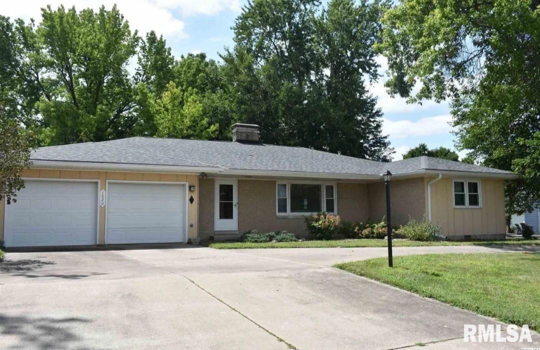 1820 Kochs Ln., Quincy, IL 62305