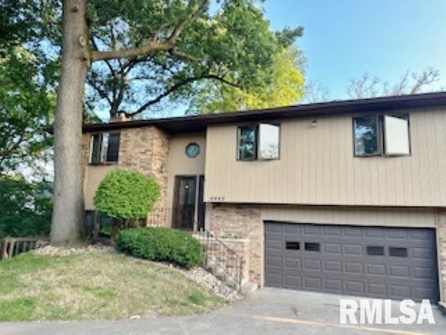 4645 9th St., East Moline, IL 61244