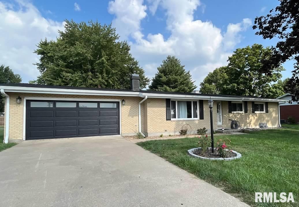 227 N Warsaw St., Ursa, IL 62376