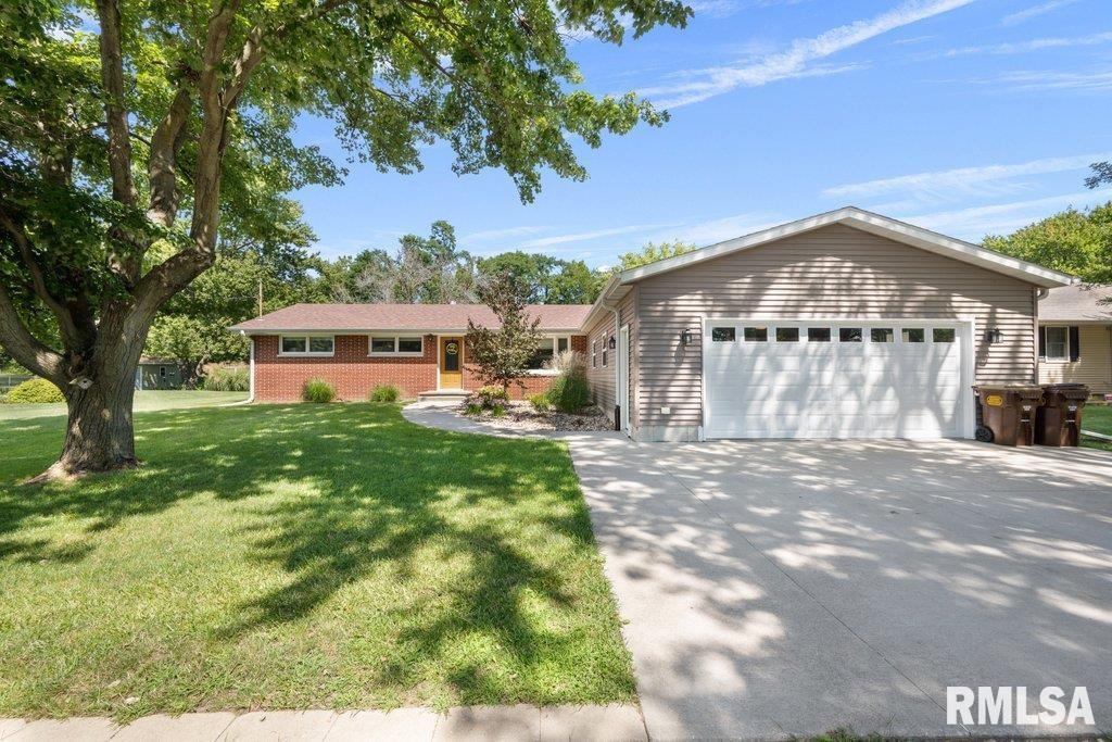 1315 8th Ave., Erie, IL 61250