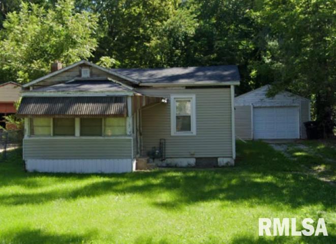 4001 6th St., Rock Island, IL 61201