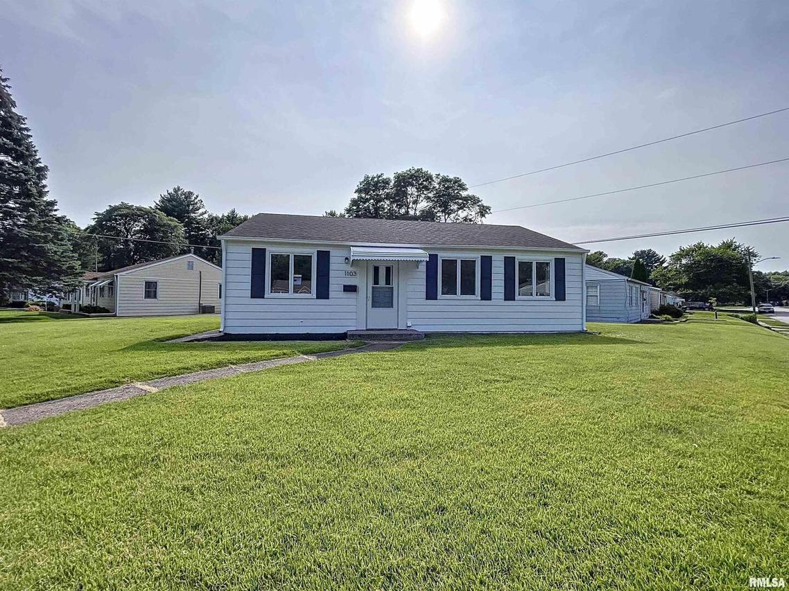 1103 39th St., Moline, IL