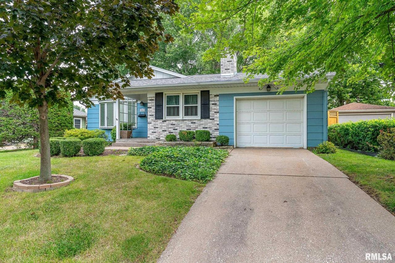 2917 36th St., Rock Island, IL 61201