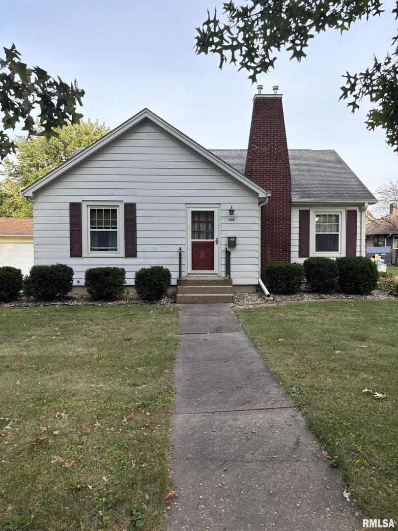 206 N West St., Cambridge, IL 61238