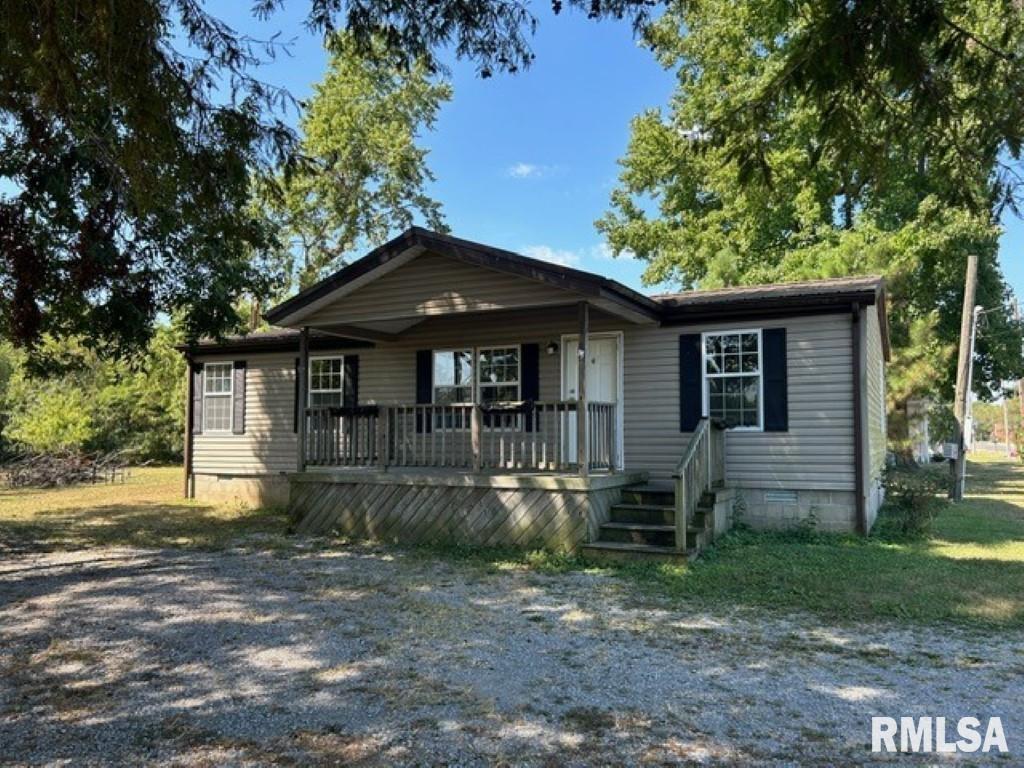 11419 Stiritz Rd., West Frankfort, IL 62896