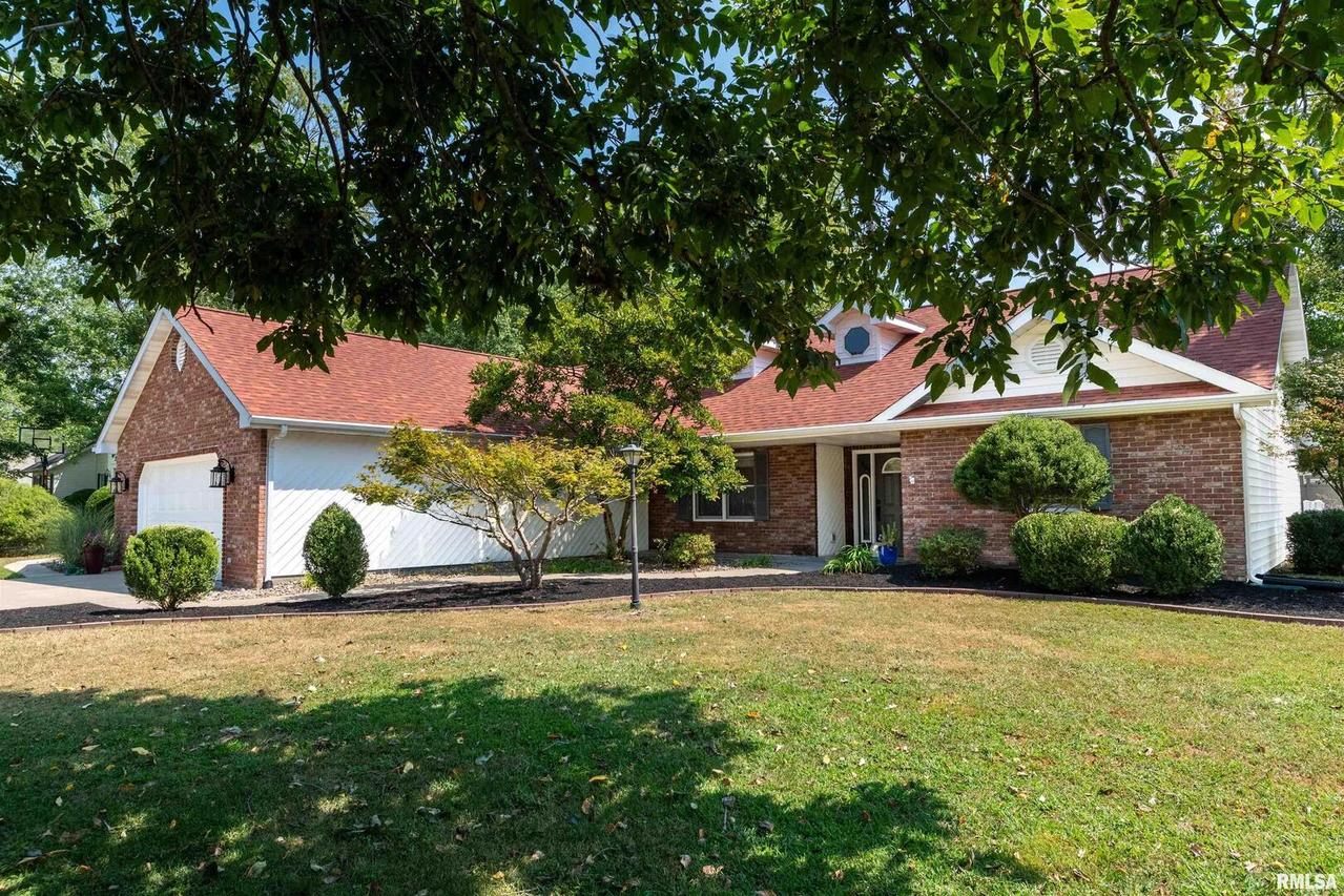 1805 N Dawn Dr., Marion, IL 62959