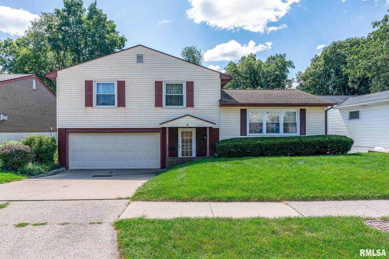 4722 20th Ave., Moline, IL 61265