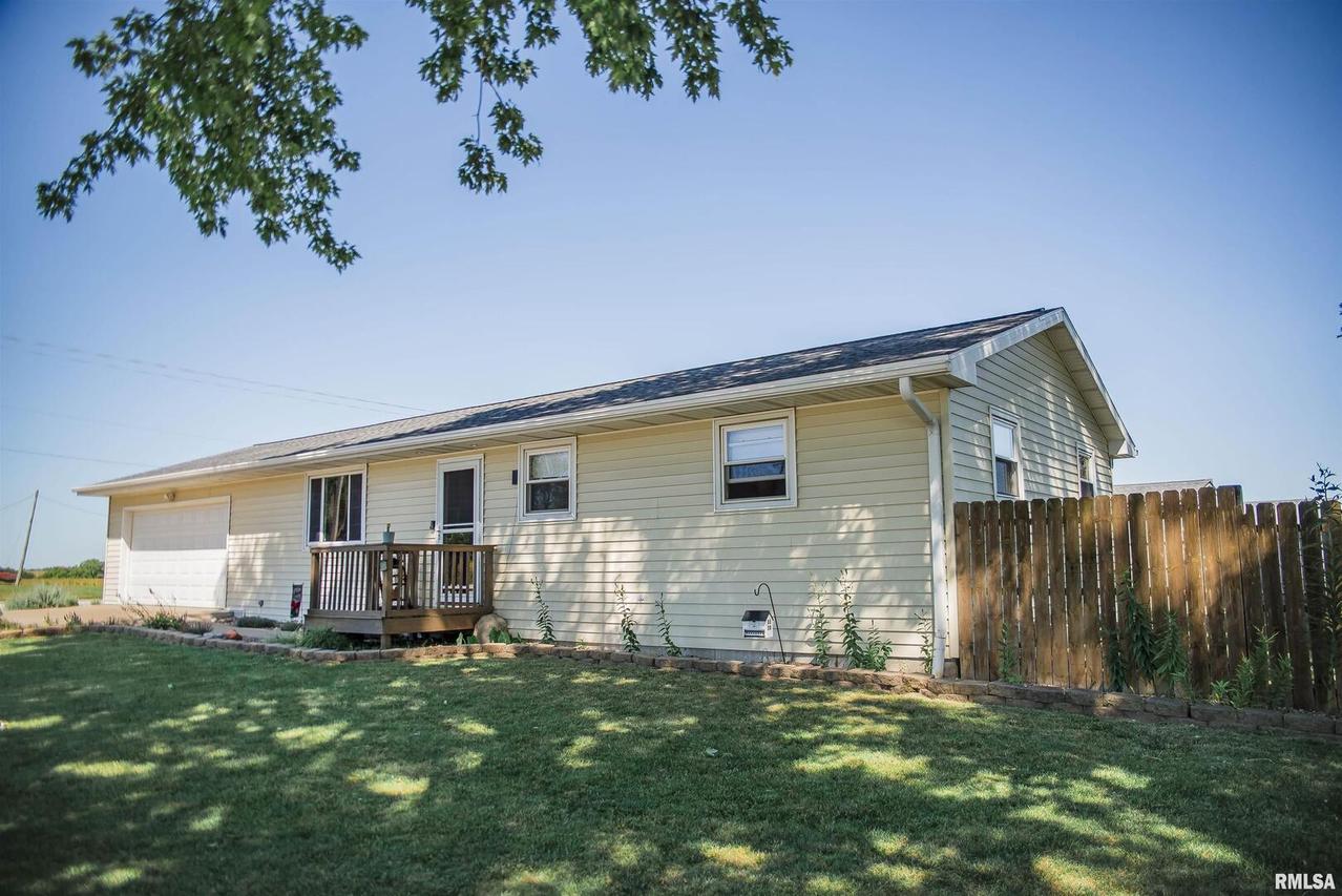 702 N Rangeline Ln., Lima, IL 62348