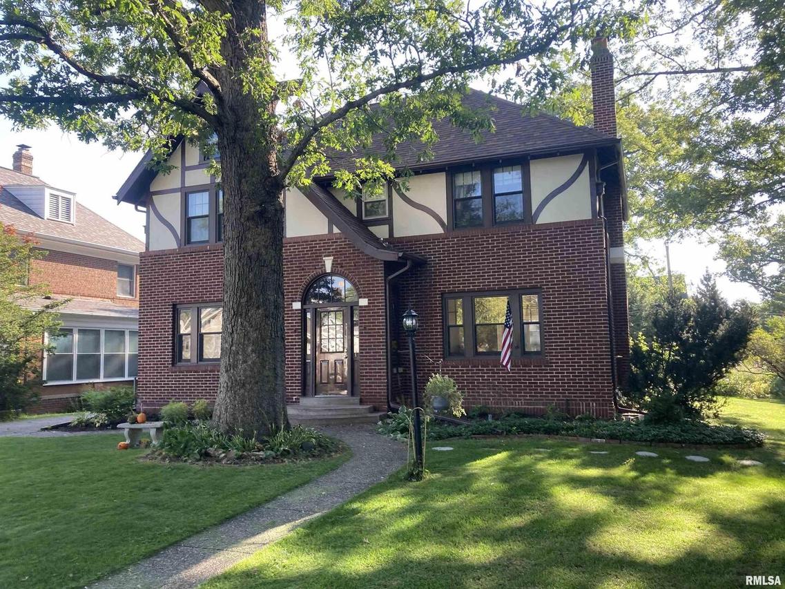 1400 29th St., Moline, IL 61265