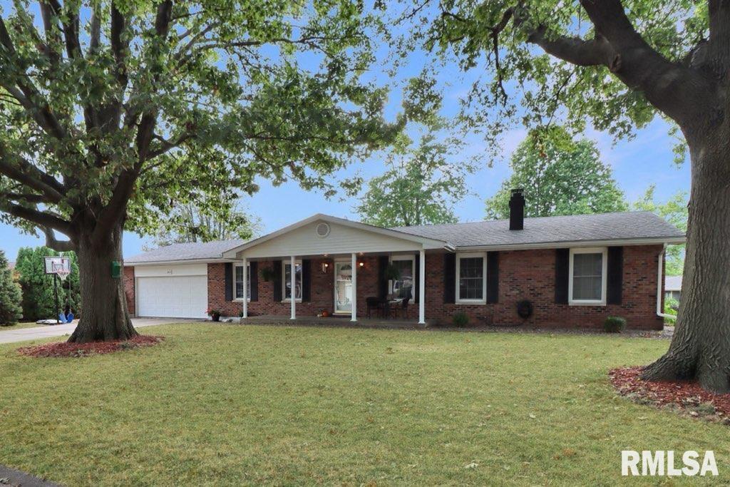 3824 Greenfield Rd., Quincy, IL 62305