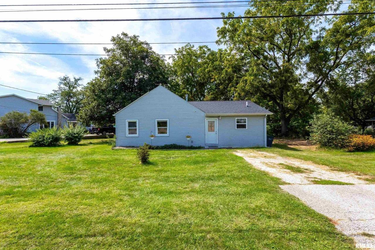 8326 Knoxville Rd., Milan, IL 61264