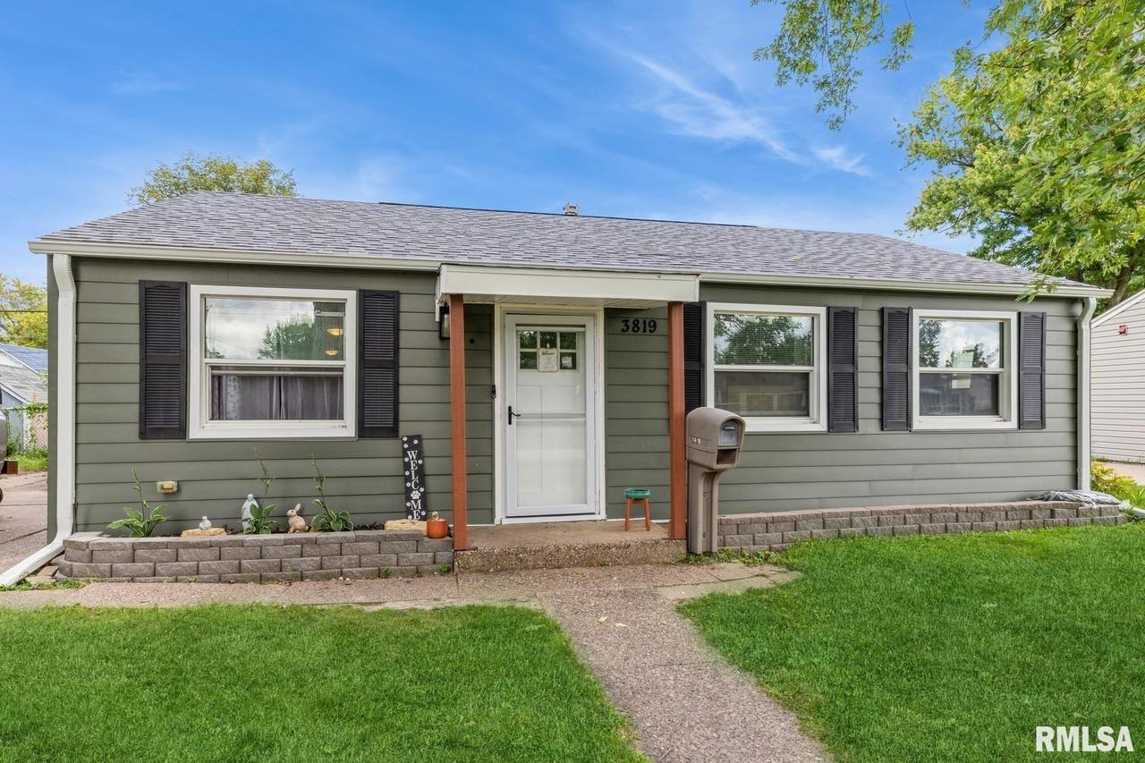 3819 10th Avenue Pl., Moline, IL 61265