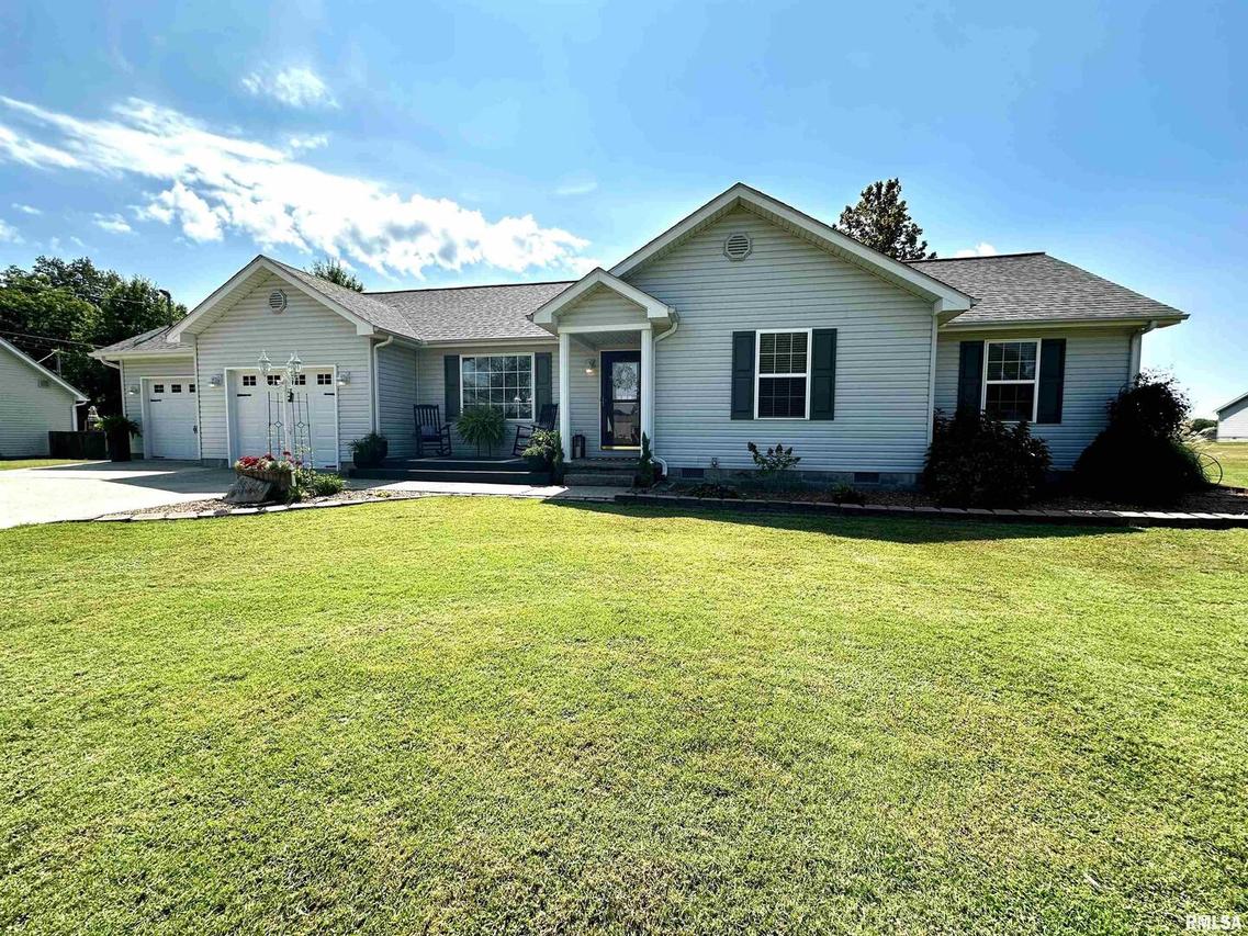 605 Briddick St., Eldorado, IL 62930