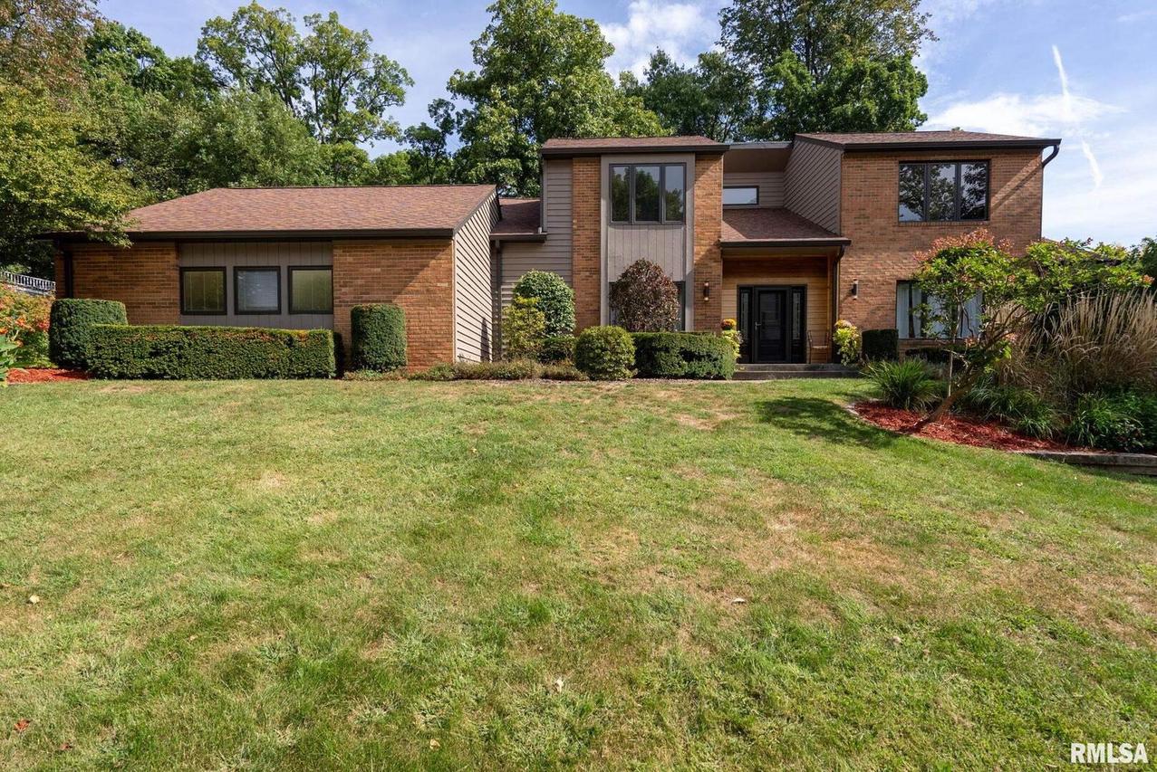 31 Wildwood Dr., Rock Island, IL 61201