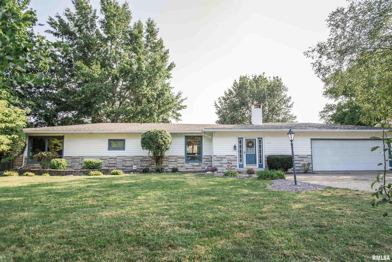 313 W Maple Ave., Ursa, IL 62376