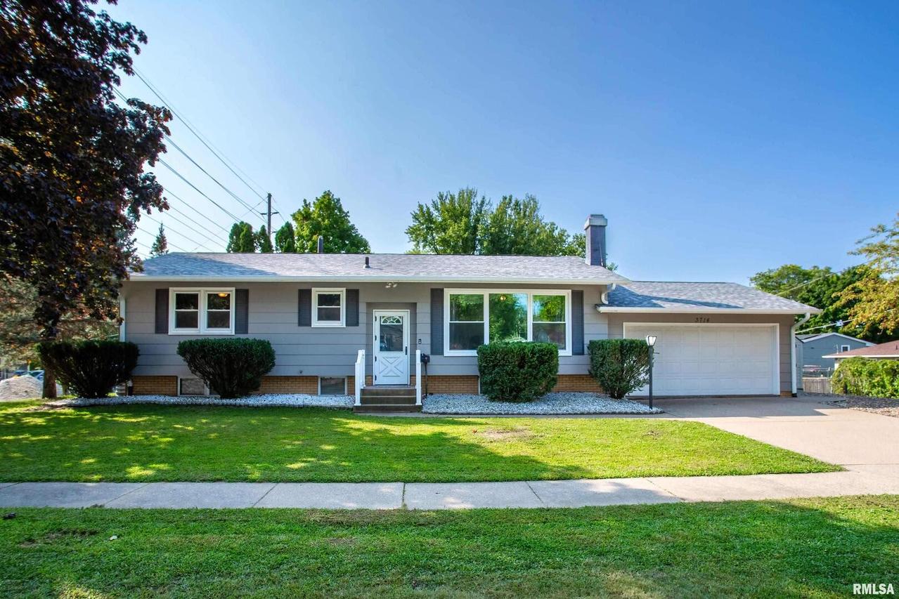 3714 35th Ave., Moline, IL 61265